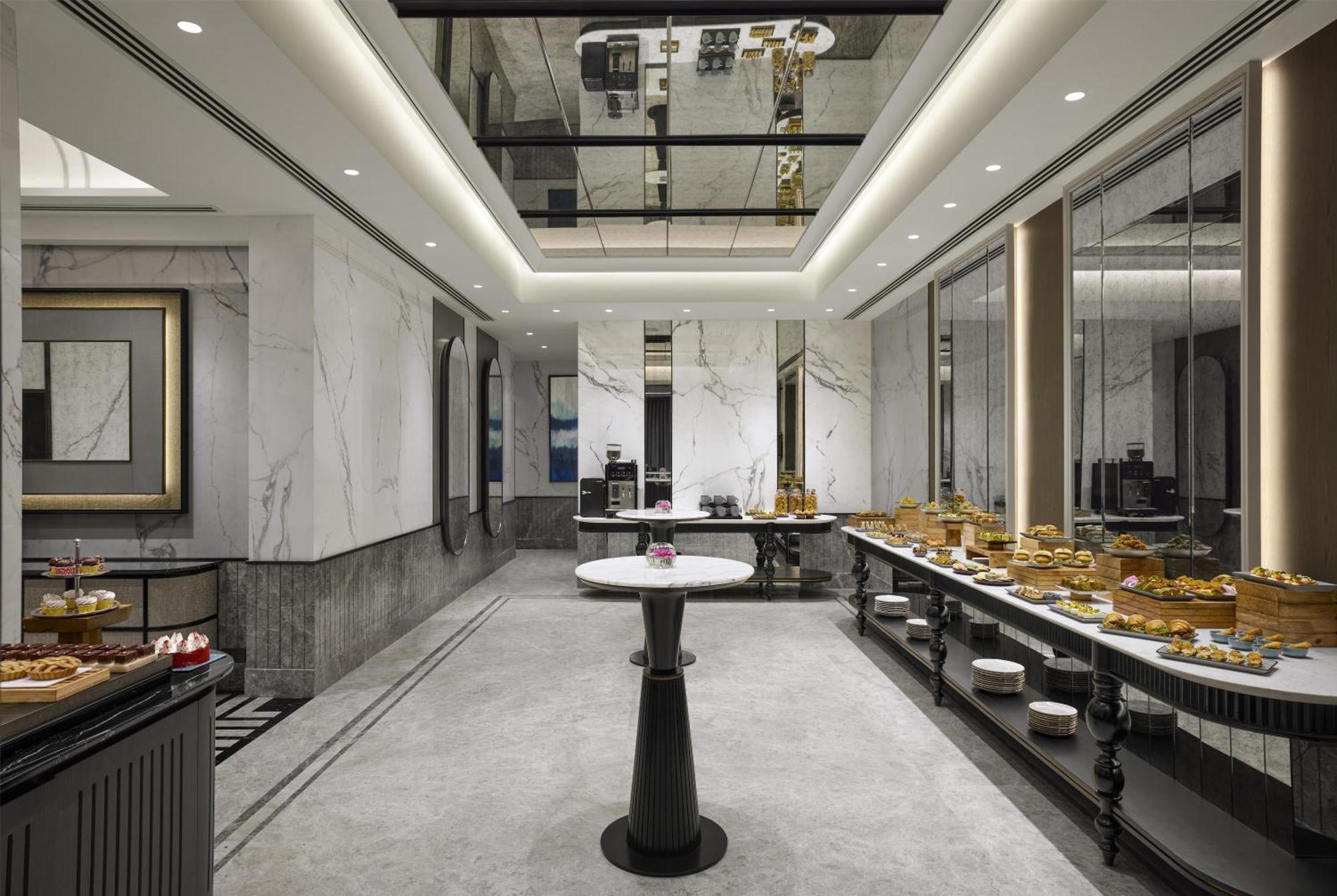 Radisson Mumbai Goregaon — Photos 2